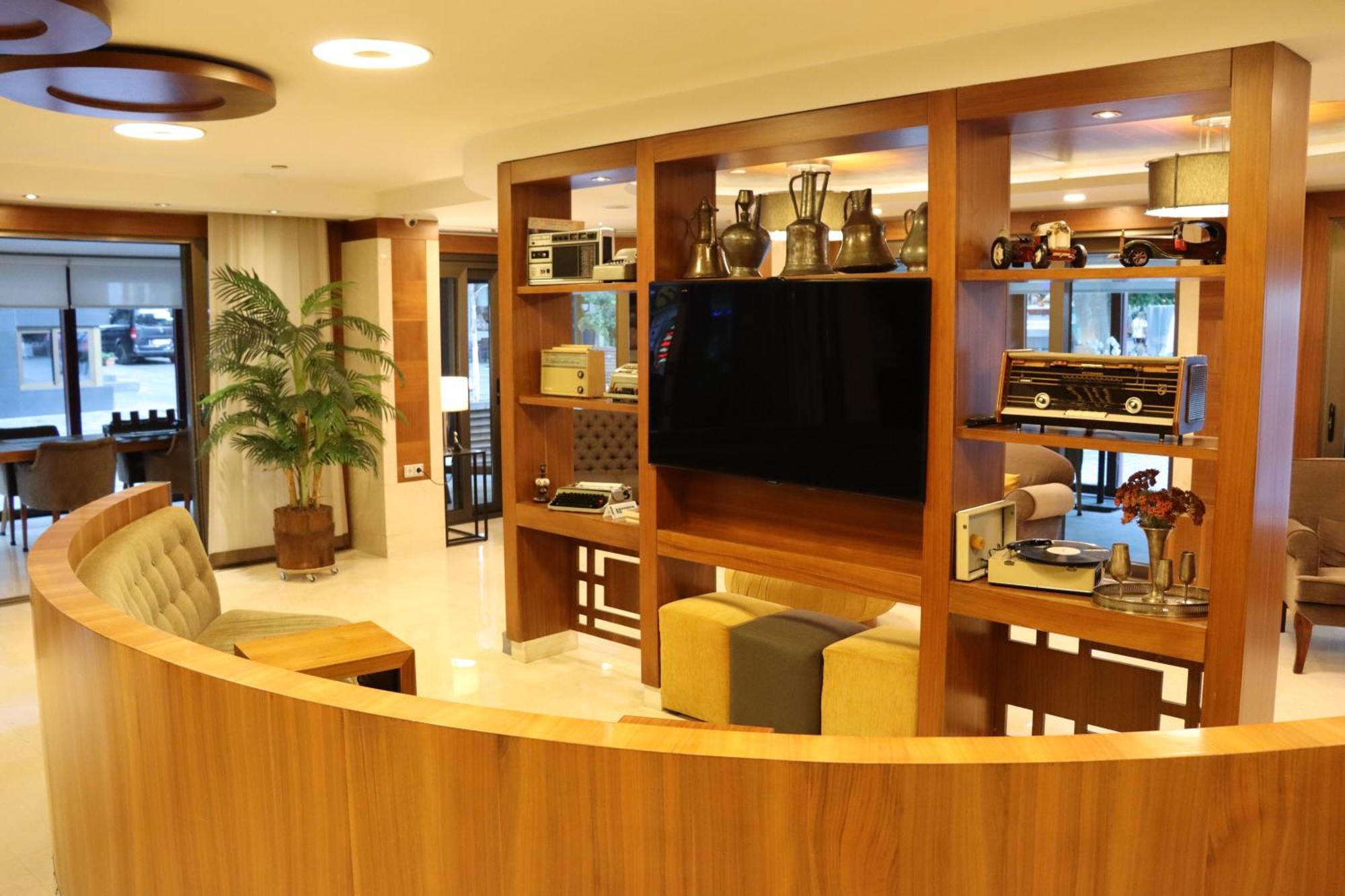 Riva Hotel Taksim Istambul Exterior foto