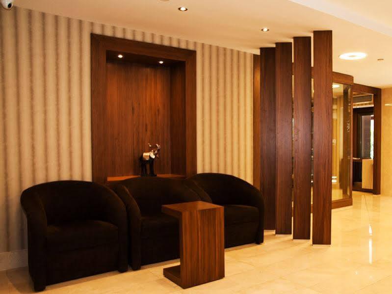 Riva Hotel Taksim Istambul Exterior foto