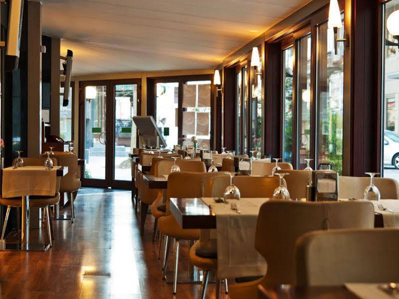 Riva Hotel Taksim Istambul Exterior foto